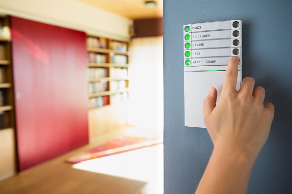 Jablotron JA-107K Zentrale mit LAN-Kommunikator Detailansicht Bild 3 | EPS