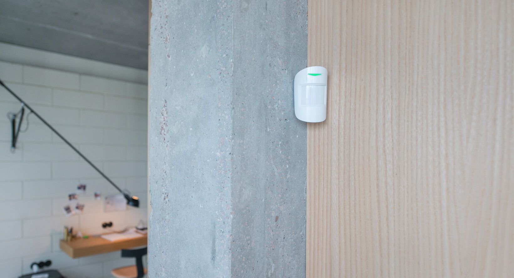 Ajax MotionProtect Plus Weiß Detailansicht Bild 3 | EPS